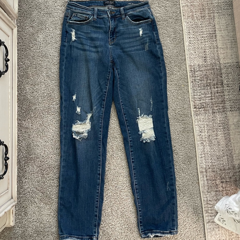 Judy Blue Slim Fit Distressed Jeans